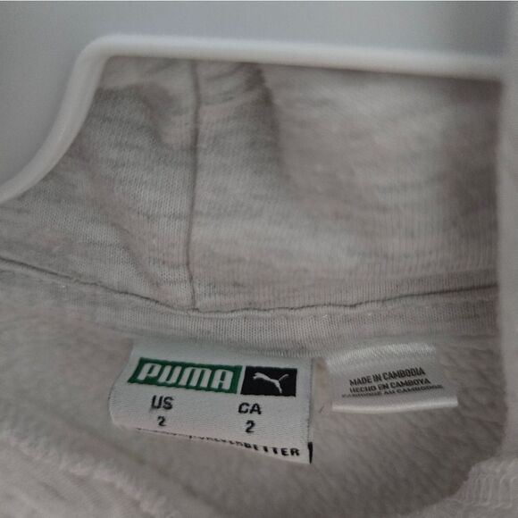 2/$15 Puma sweater size 2 - Picture 3 of 4